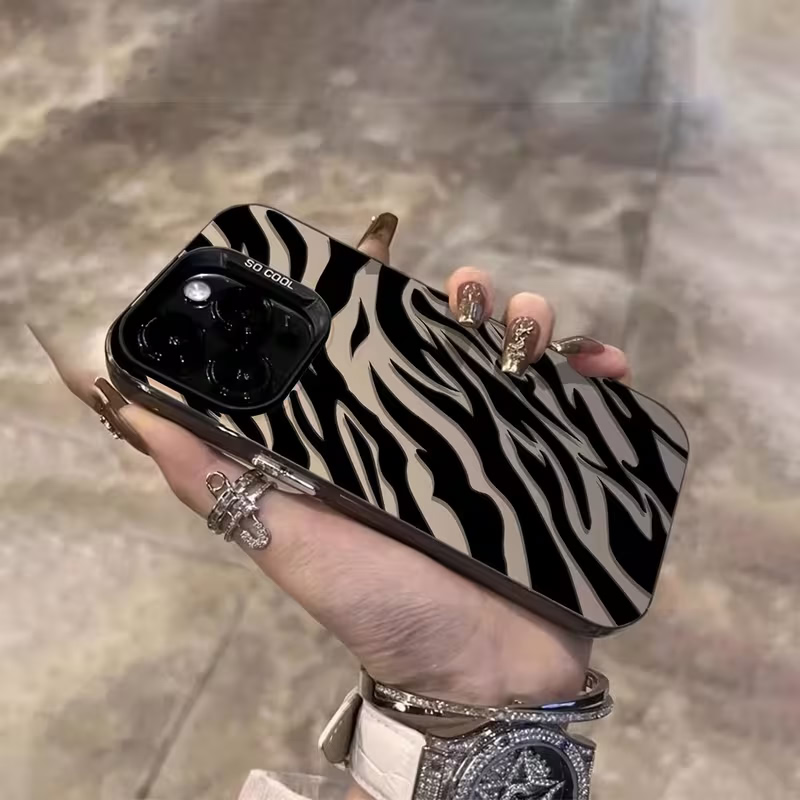 Zebra Pattern Black Advanced I - Apple Iphone 16 ulasan dan harga