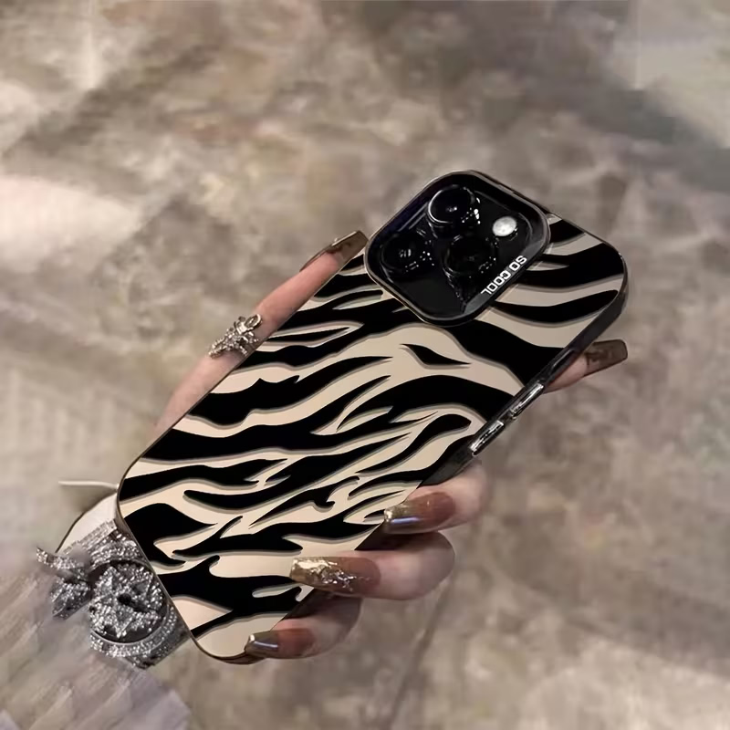 Zebra Pattern Black Advanced I - Apple Iphone 16 ulasan dan harga
